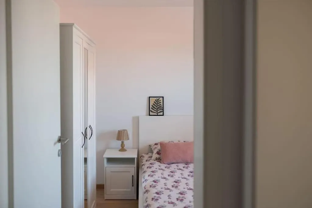 Apartment Danijel, With Beautiful Seaview Novigrad Novigrad