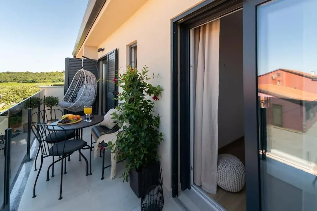 Apartment Danijel, With Beautiful Seaview Novigrad Novigrad