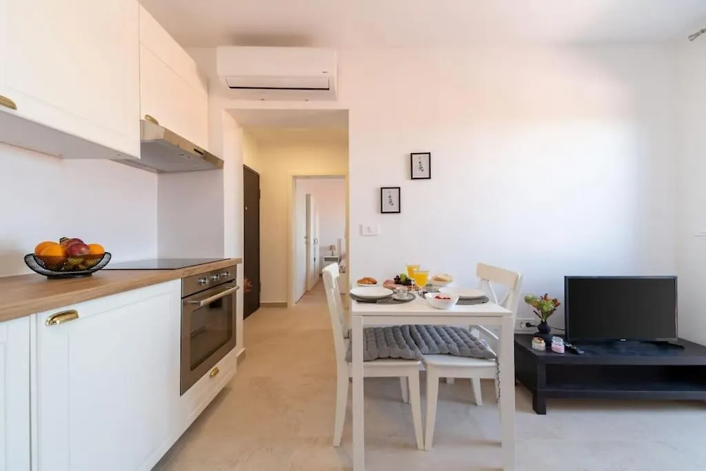 Apartment Danijel, With Beautiful Seaview Novigrad Novigrad  Novigrad (Istria)